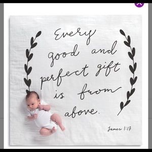 Photo Swaddle black &White